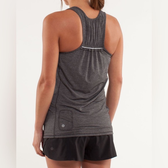 Lululemon Run: Silver Bullet Sleeveless Tech Tank - Picture 2 of 11
